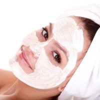 Преобразете лицето с домашни маски