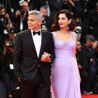 Прекрасни! Джордж и Амал Клуни във Венеция