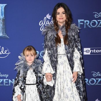 Селена Гомес заведе 6-годишната си сестра на премиера