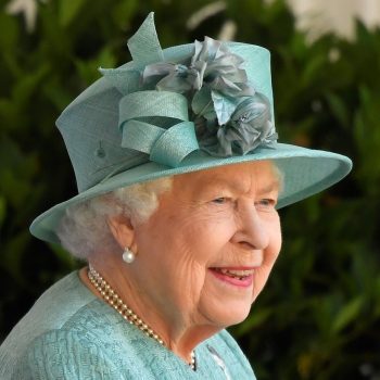 Кралица Елизабет празнува рождения си ден със скромна церемония