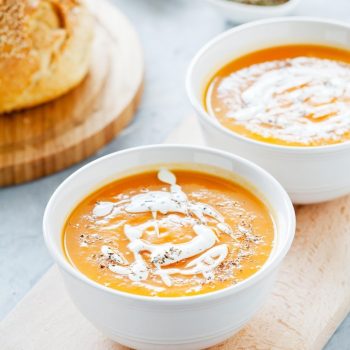 Кулинарен уикенд: Есенна супа с моркови и сладък картоф