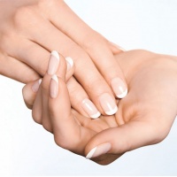 Как да запазите ноктите си здрави и блестящи