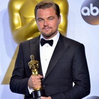 Леонардо Ди Каприо забрави Оскара си в бар