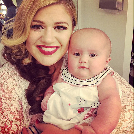 Kelly-Clarkson-Cute-Family-Instagram-Pictures