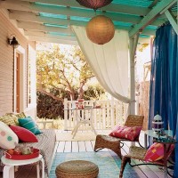 20 идеи за красиви летни балкони, тераси и градини