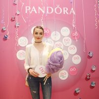 Посрещаме пролетта с цветно настроение и бижутата на PANDORA