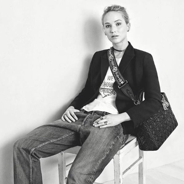 Дженифър Лоурънс се снима без грим за Dior