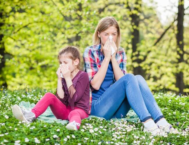 Как да се справим с пролетните алергии