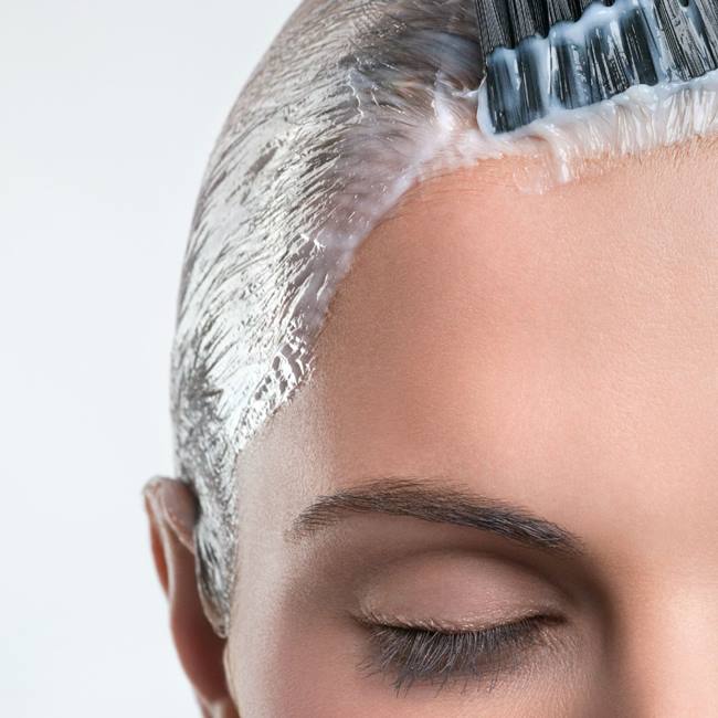 3 лесни начина да премахнете боята за коса от кожата