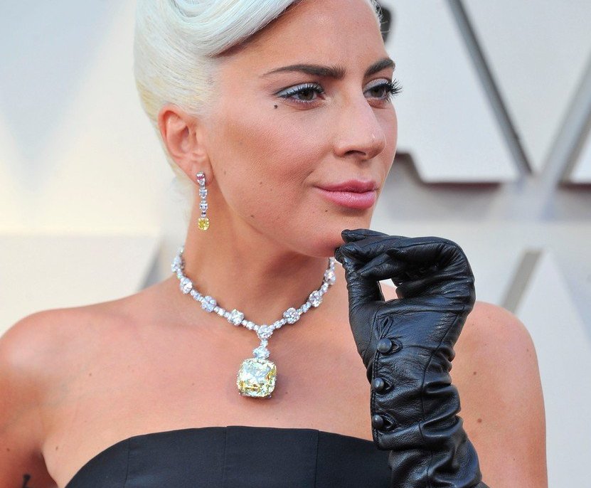 Лейди Гага с един от най-големите диаманти в света