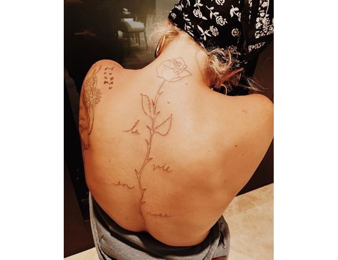 Лейди Гага посвети татуировка на "Роди се звезда"