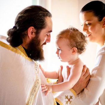 Ралица Паскалева кръсти детето си в Йерусалим