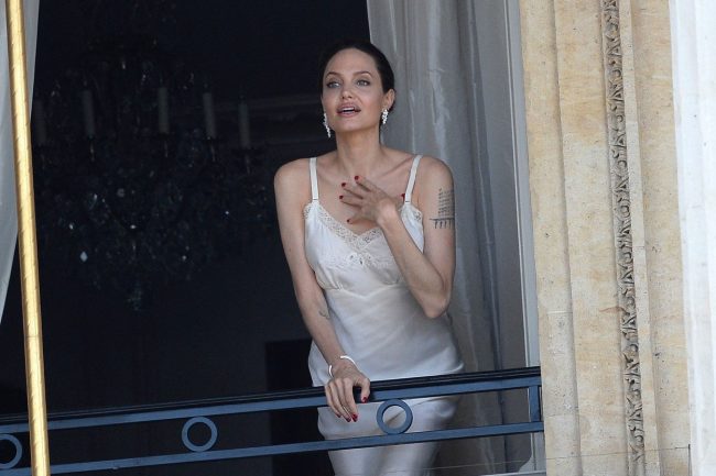 Анджелина Джоли усвои парижанския стил