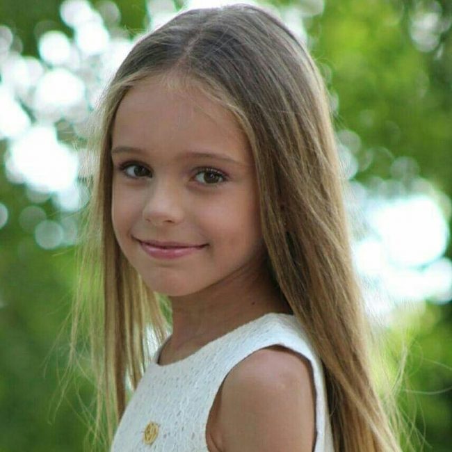 9-годишна българка e "Мини Мис Планета"