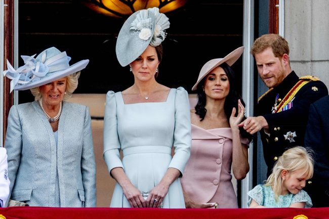 Меган Маркъл и принц Хари в топ три на най-нехаресваните в кралското семейство