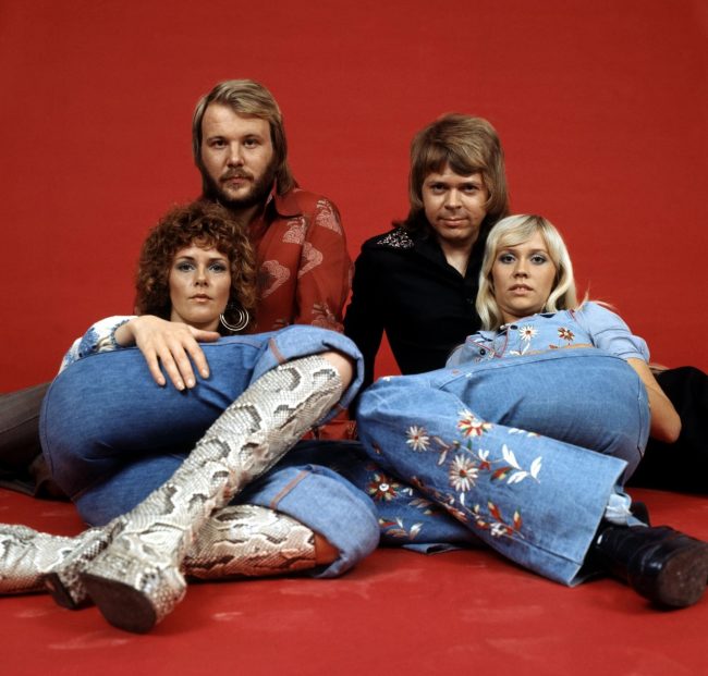 Нова музика от ABBA до края на годината