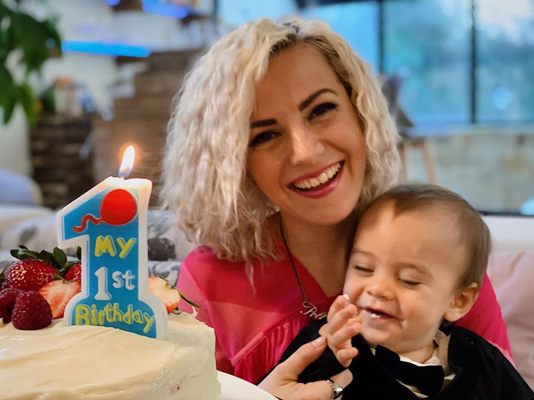 Поли Генова отпразнува първи рожден ден на сина си
