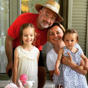 Щастливо семейство: Вики Терзийска отпразнуваха първия рожден ден на малката си дъщеря