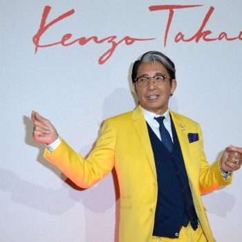 Известният дизайнер Кензо Такада почина на 81 години