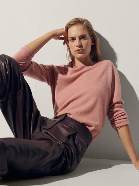 Кейт Мидълтън вдъхновява следващата ни покупка с кашмирен пуловер от Massimo Dutti