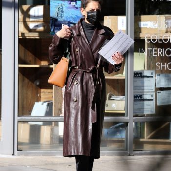 Ако имате нужда от вдъхновение за зимния стил, обърнете се към гардероба на Кейти Холмс