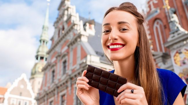 Денят на шоколада е! Какво не знаем за сладкото изкушение?