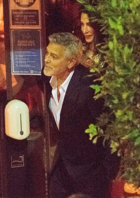 Амал и Джордж Клуни отхвърлиха слуховете, че чакат дете