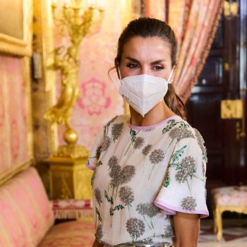 Кралица Летисия рециклира 40-годишна рокля на майка си