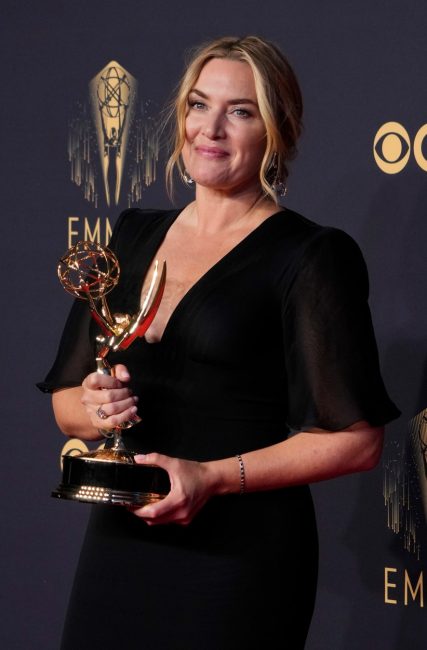 "The Crown", Кейт Уинслет и още от победителите на наградите Emmy