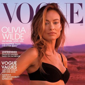 Оливия Уайлд позира в пустинята за Vogue