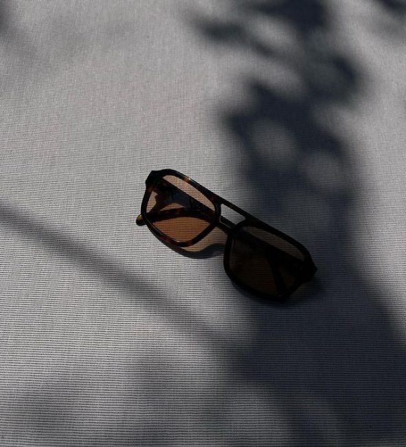 Слънчевите очила, които всяко It момиче в Instagram притежава