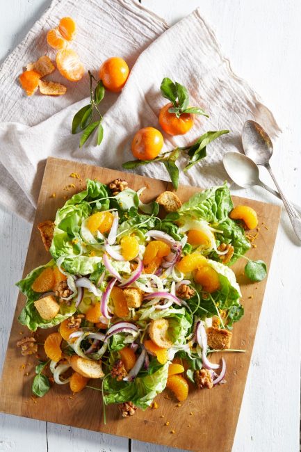  Кулинарен уикенд: 3 предписания за витаминозни зимни салати с цитруси 