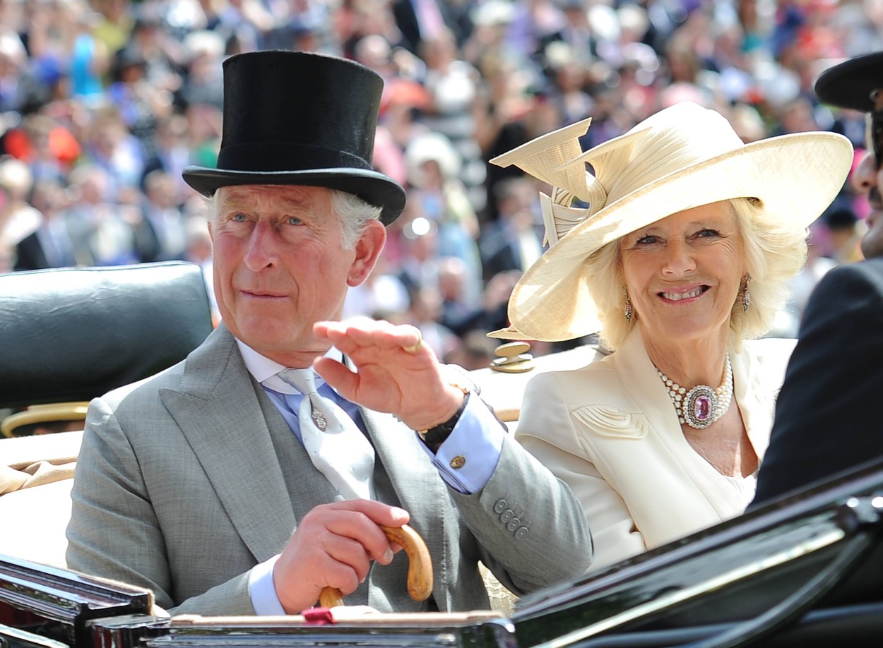 Дали съпругата на крал Чарлз III ще се откаже от Chanel?