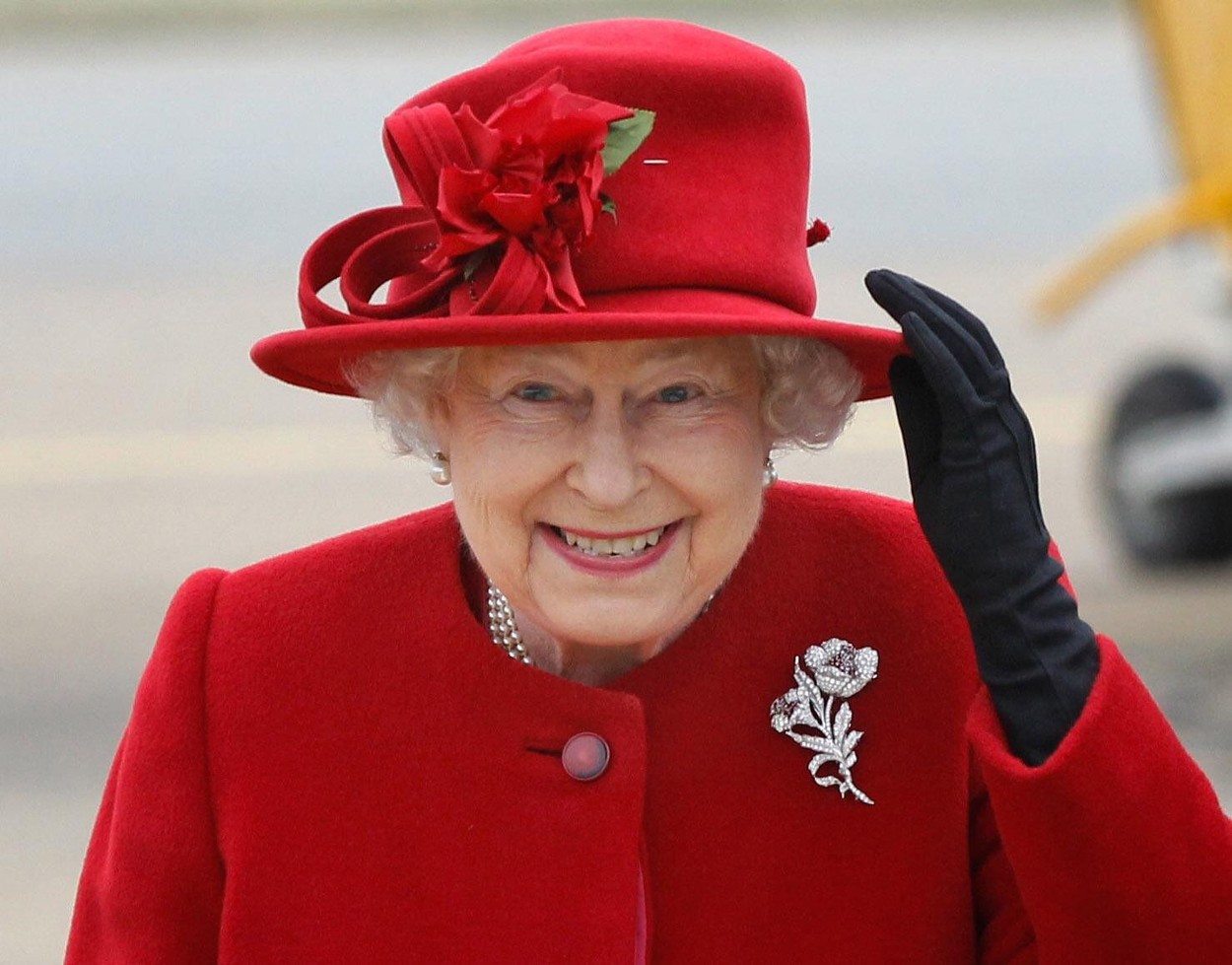 Новата биография ни разкрива изцяло нови факти за кралицата