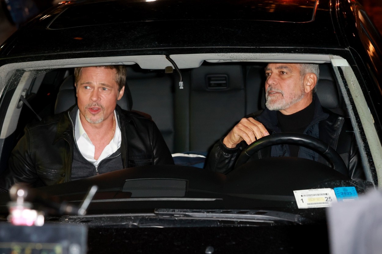 Брад Пит и Джордж Клуни работят заедно по нов проект. Цели 15 години след излизането на „Ocean’s Eleven“ и „Burn After Reading“, емблематичните актьори отново споделят обща снимачна площадка. Звездите се събират отново за филма „Wolves“, трилър, който обещава да бъде вдигащ адреналина.