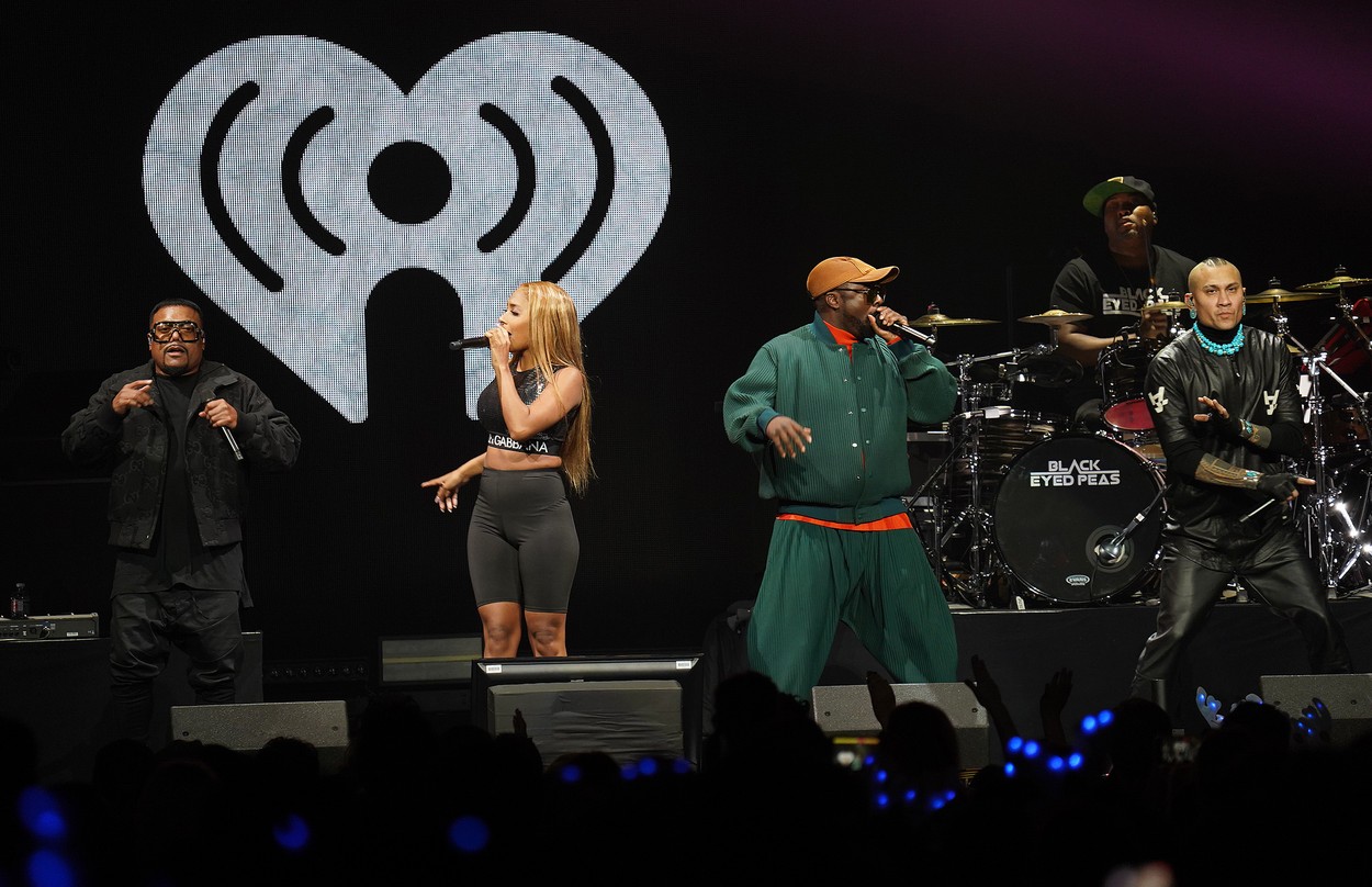 През 2020 г. Will.I.am, обясни на пресата, че Фърги вече не е член на Black Eyed Peas, като дори бе заменена от младата J. Rey Soul. Интервюиран от Billboard, певецът всъщност обясни, че вече бившата му колежка е решила да бъде майка на пълен работен ден и да се отдалечи от музиката.