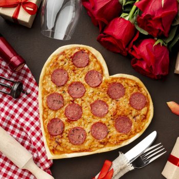 Пица във формата на сърце