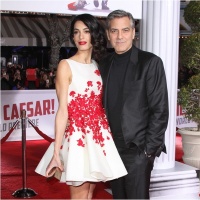 Best Dressed: Звезден стил с Амал Клуни и още красиви дами