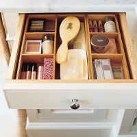 3 лесни съвета за почистване на козметичното чекмедже