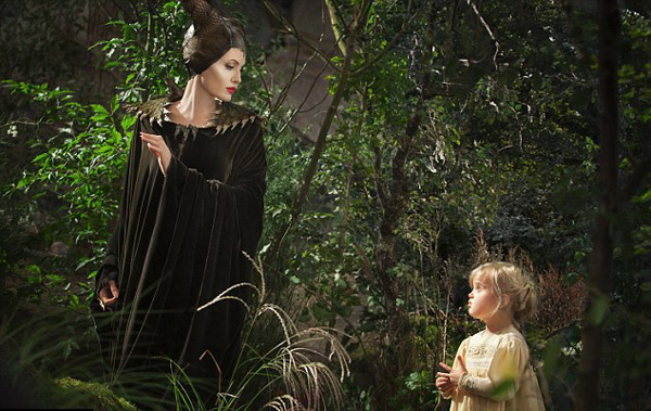 Първи кадри на Джоли с дъщеря й в Maleficent