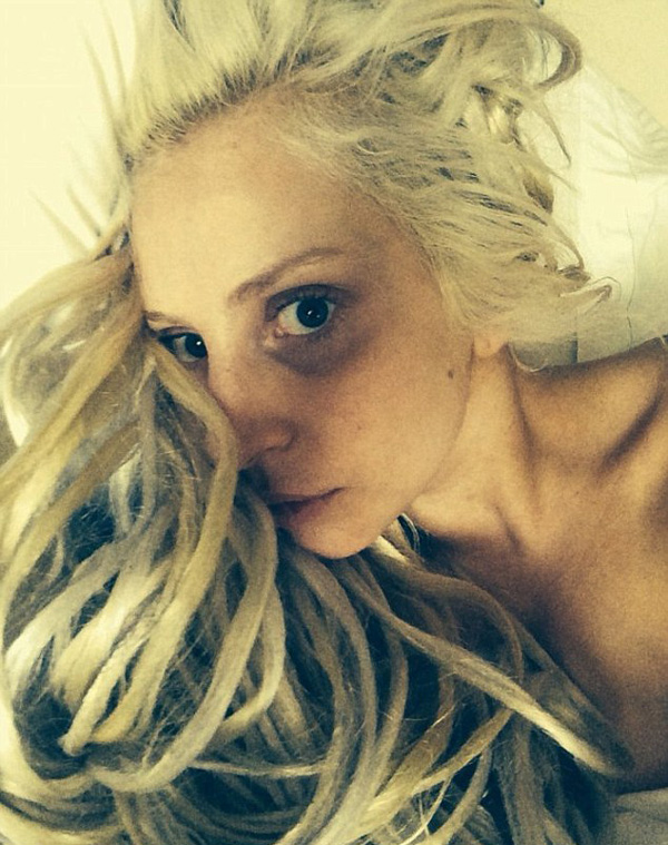 Лейди Гага шокира със снимки в Instagram 
