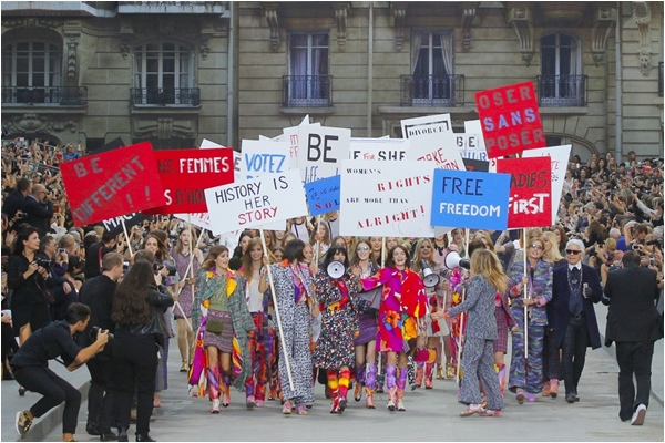 Жизел, Кара, Кендал и протестът на Chanel