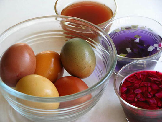Оцветяване на яйца без изкуствени бои