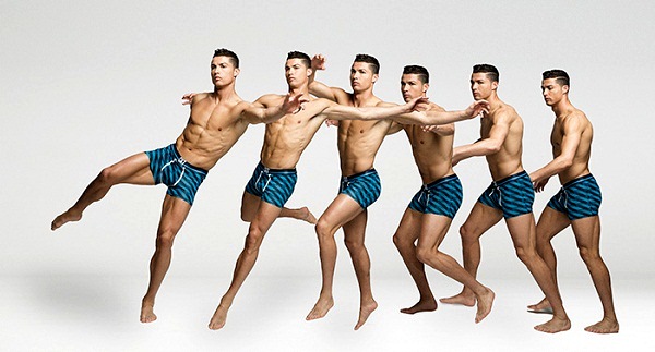 Харесваме Кристиано Роналдо без дрехи и без фотошоп
