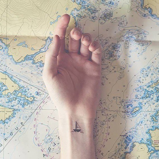По-малко е повече: най-прекрасните миниатюрни татуировки в света
