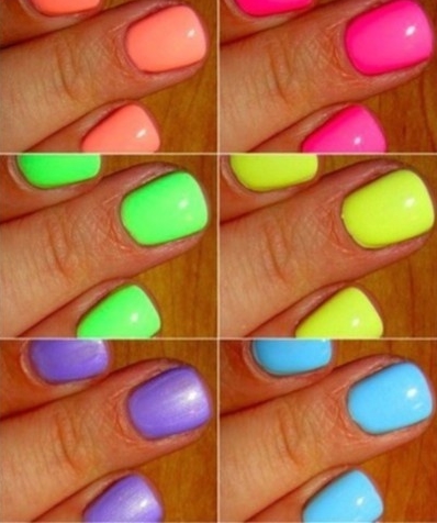 Четири цвята за нокти, които да опитате точно сега