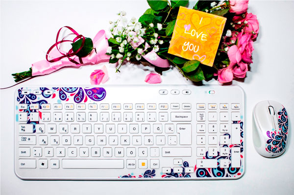 Мишка и клавиатура... за Свети Валентин