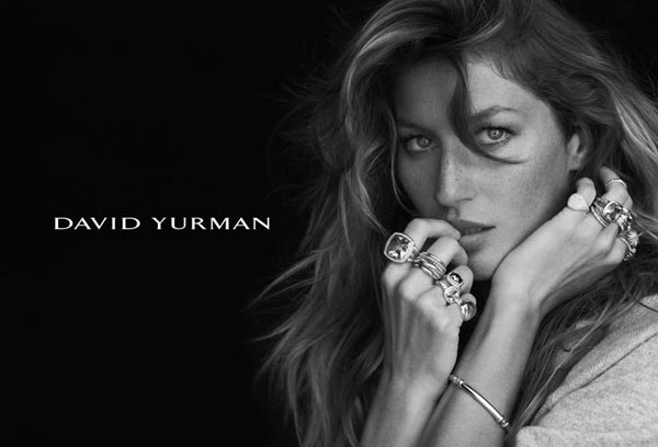 Предизвикателната Жизел Бюндхен в черно и бяло за David Yurman