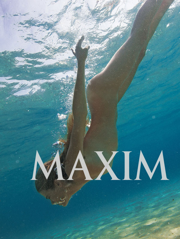 Първата гола сесия на Maxim, заснета под вода
